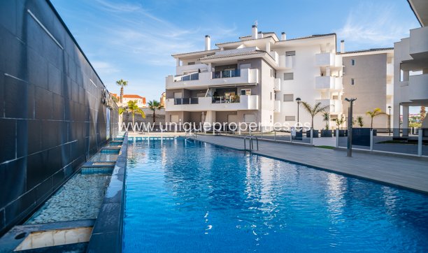 Apartment - Herverkoop - Orihuela Costa - Villamartín-Las Filipinas