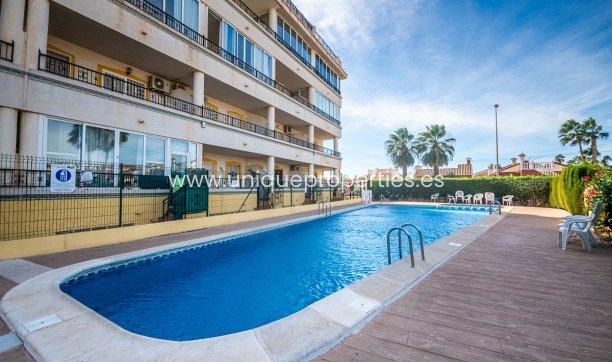 Apartment - Revente - Orihuela Costa - Punta Prima