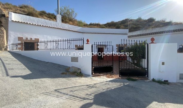 Cave House - Herverkoop - Cortes de Baza -
                Cortes de Baza