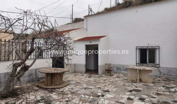 Cave House - Reventa - Caniles -
                Caniles