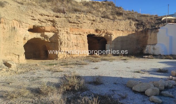 Cave House - Reventa - Huescar -
                Huescar
