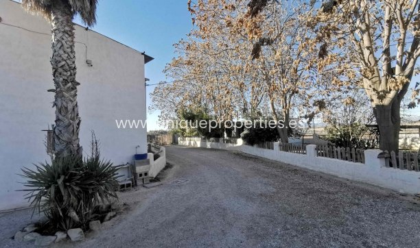 Country House - Resale - Baza - Baza