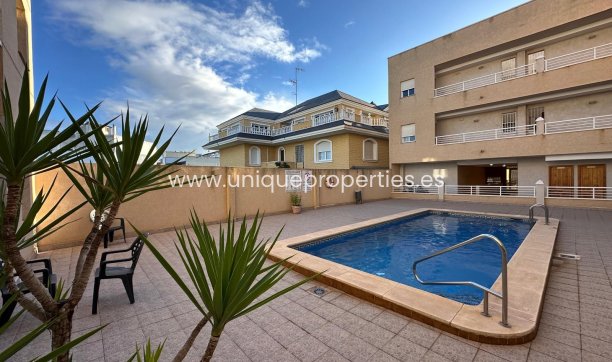 Ground Floor - Reventa -
            LOS MONTESINOS - JS-76849