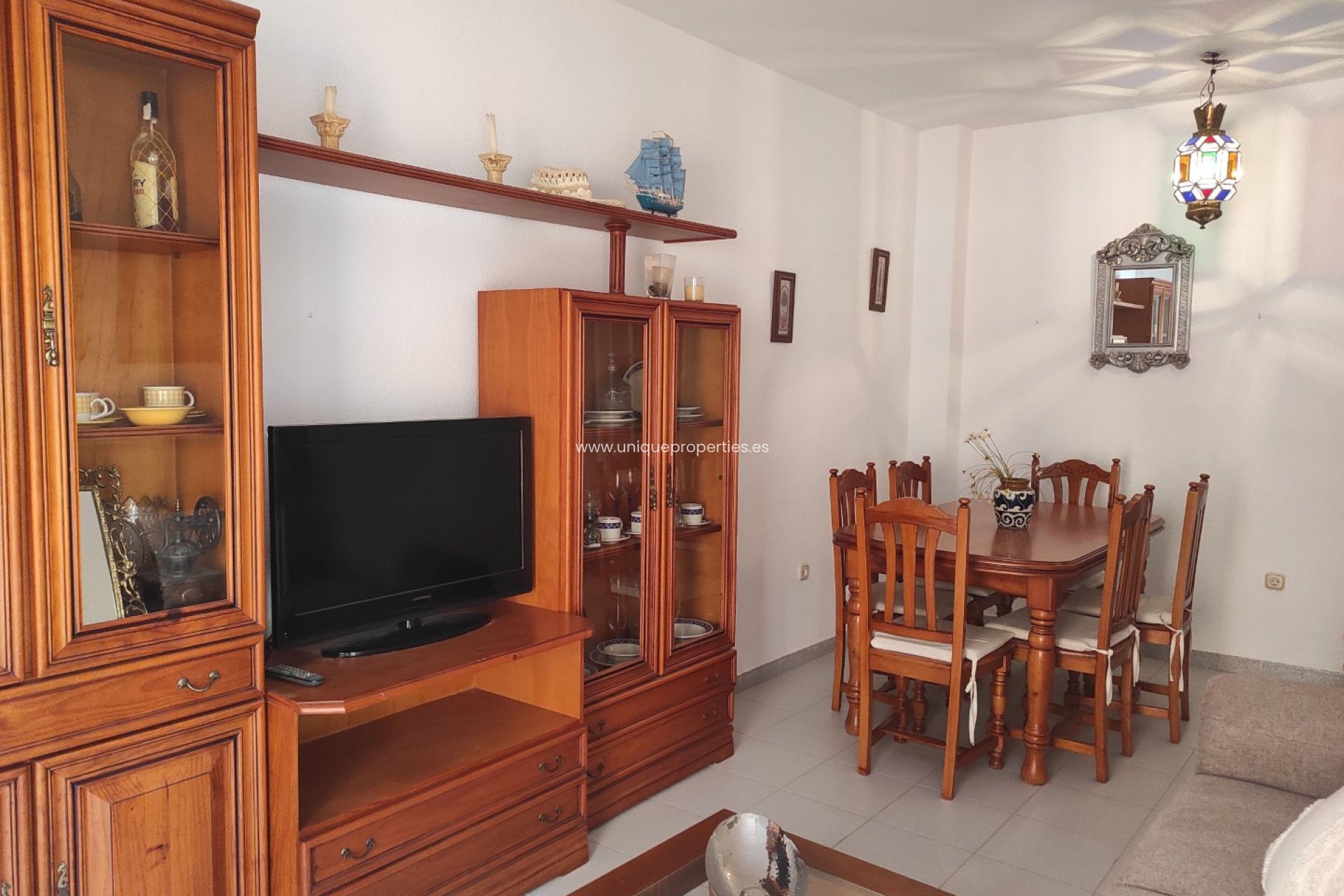 Herverkoop - Apartment -
Garrucha