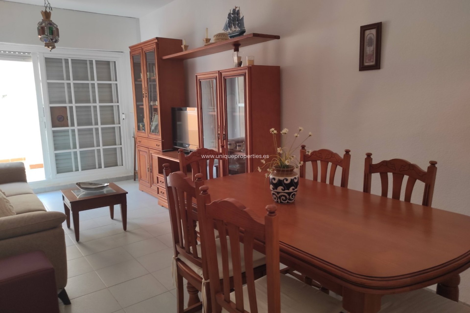 Herverkoop - Apartment -
Garrucha