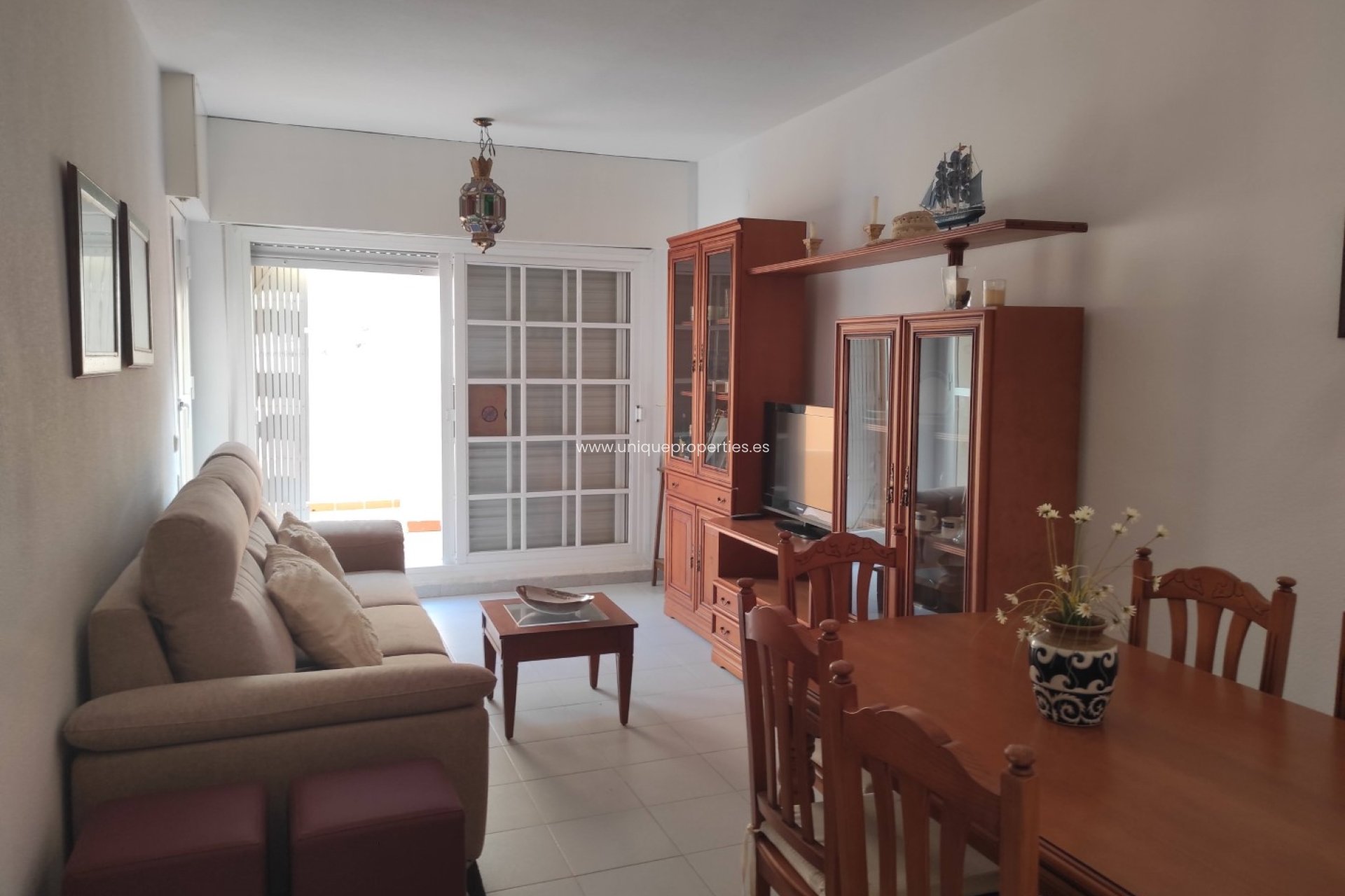 Herverkoop - Apartment -
Garrucha