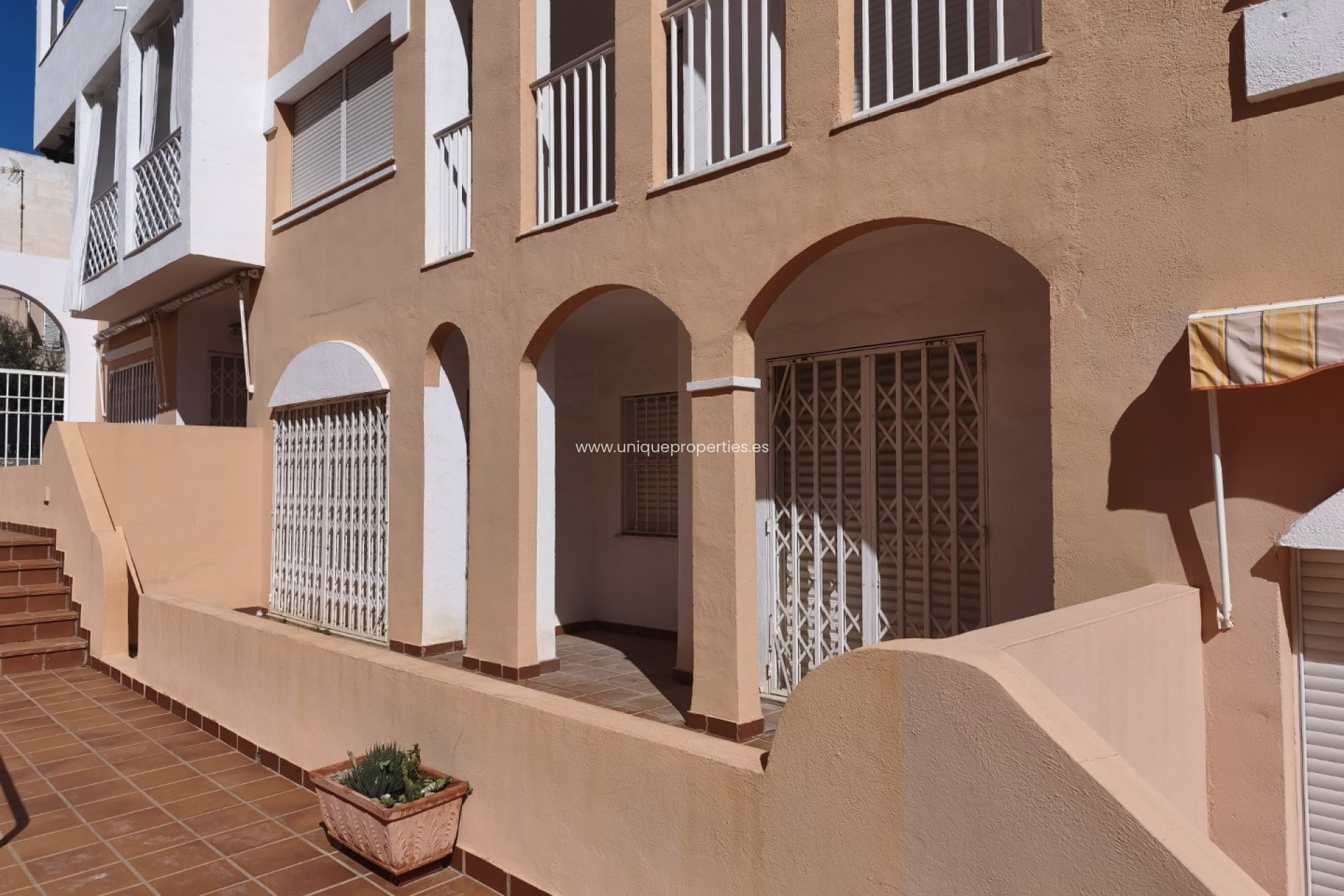 Herverkoop - Apartment -
Garrucha