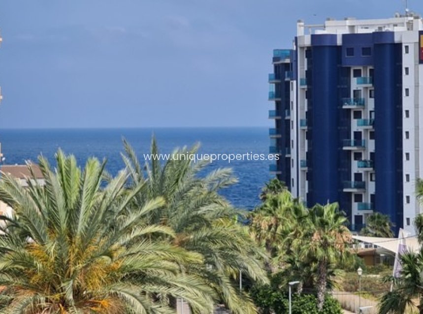 Herverkoop - Apartment -
Orihuela Costa - Punta Prima