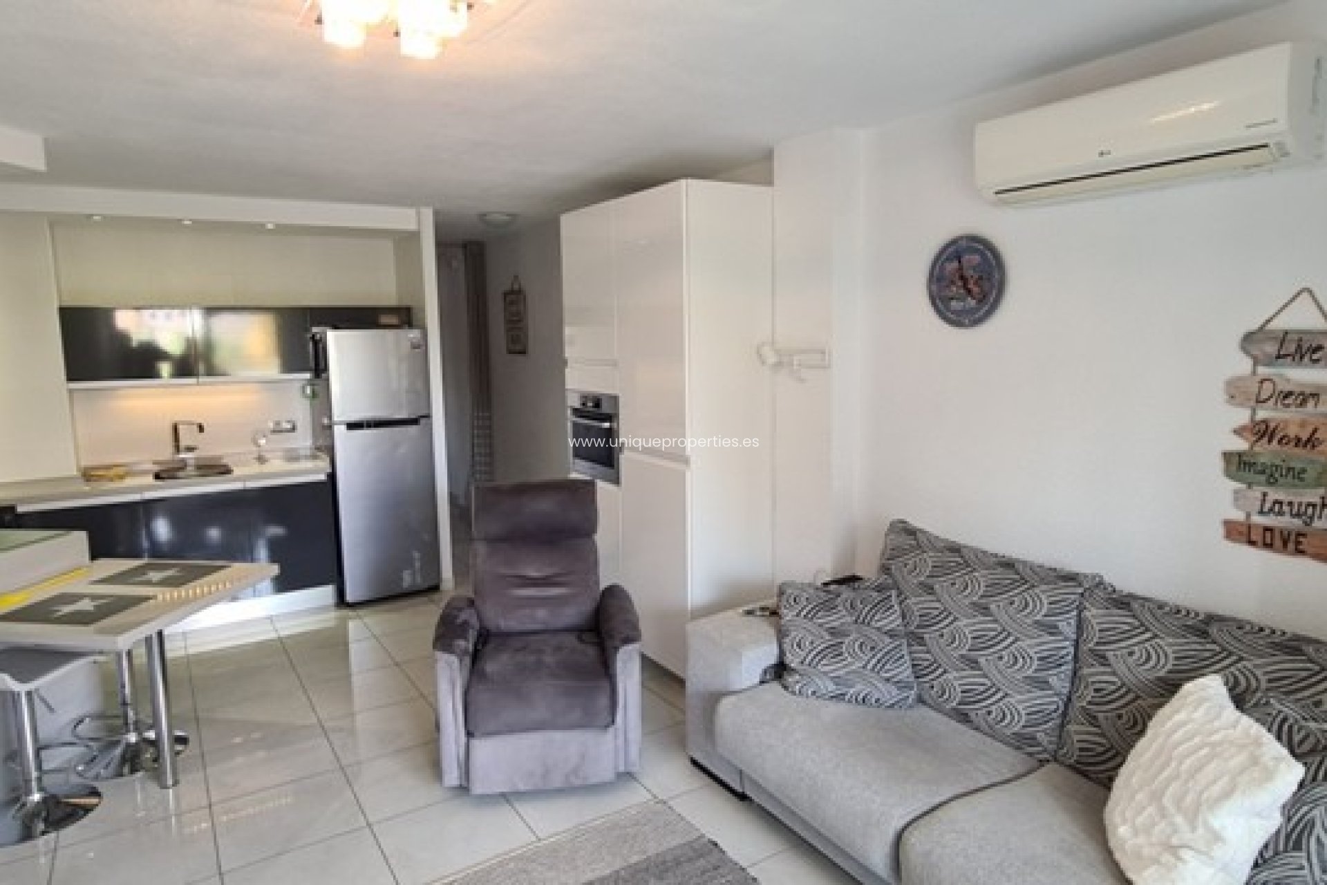 Herverkoop - Apartment -
Orihuela Costa - Punta Prima