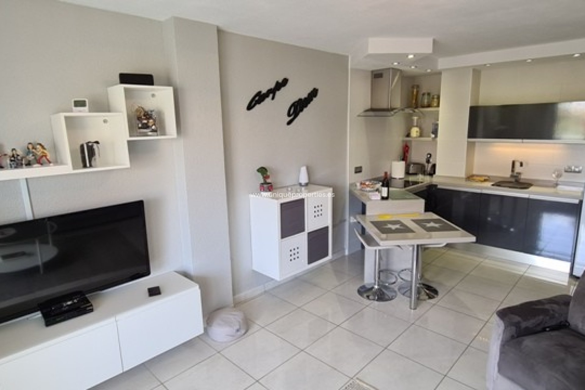 Herverkoop - Apartment -
Orihuela Costa - Punta Prima