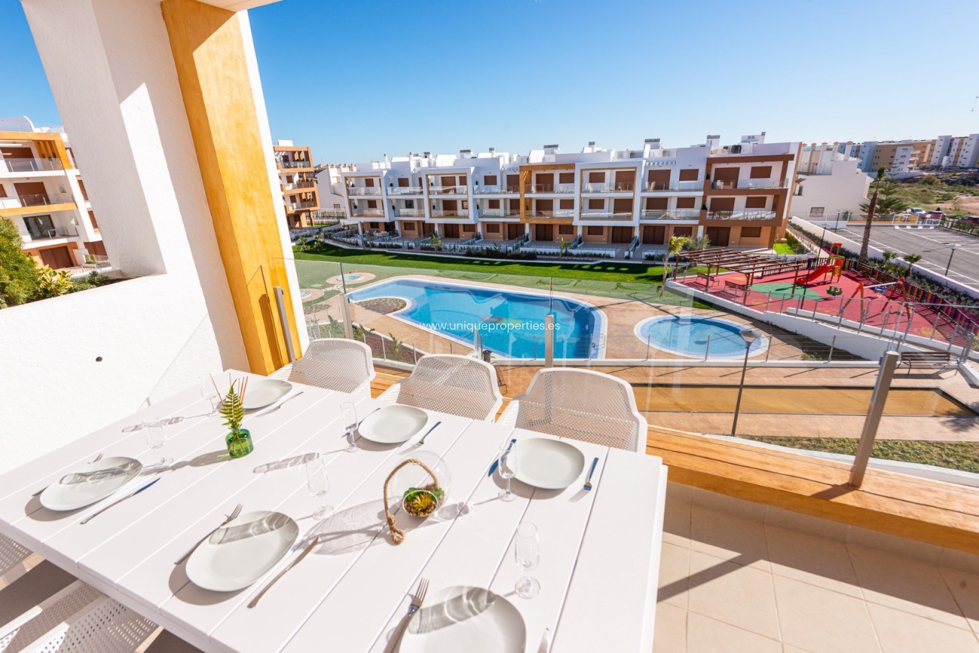 Herverkoop - Apartment -
Orihuela Costa