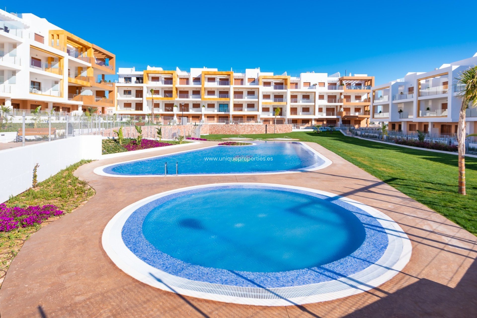 Herverkoop - Apartment -
Orihuela Costa