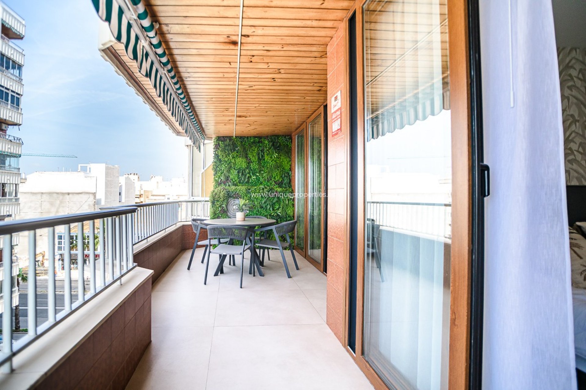 Herverkoop - Apartment -
Torrevieja - Acequion