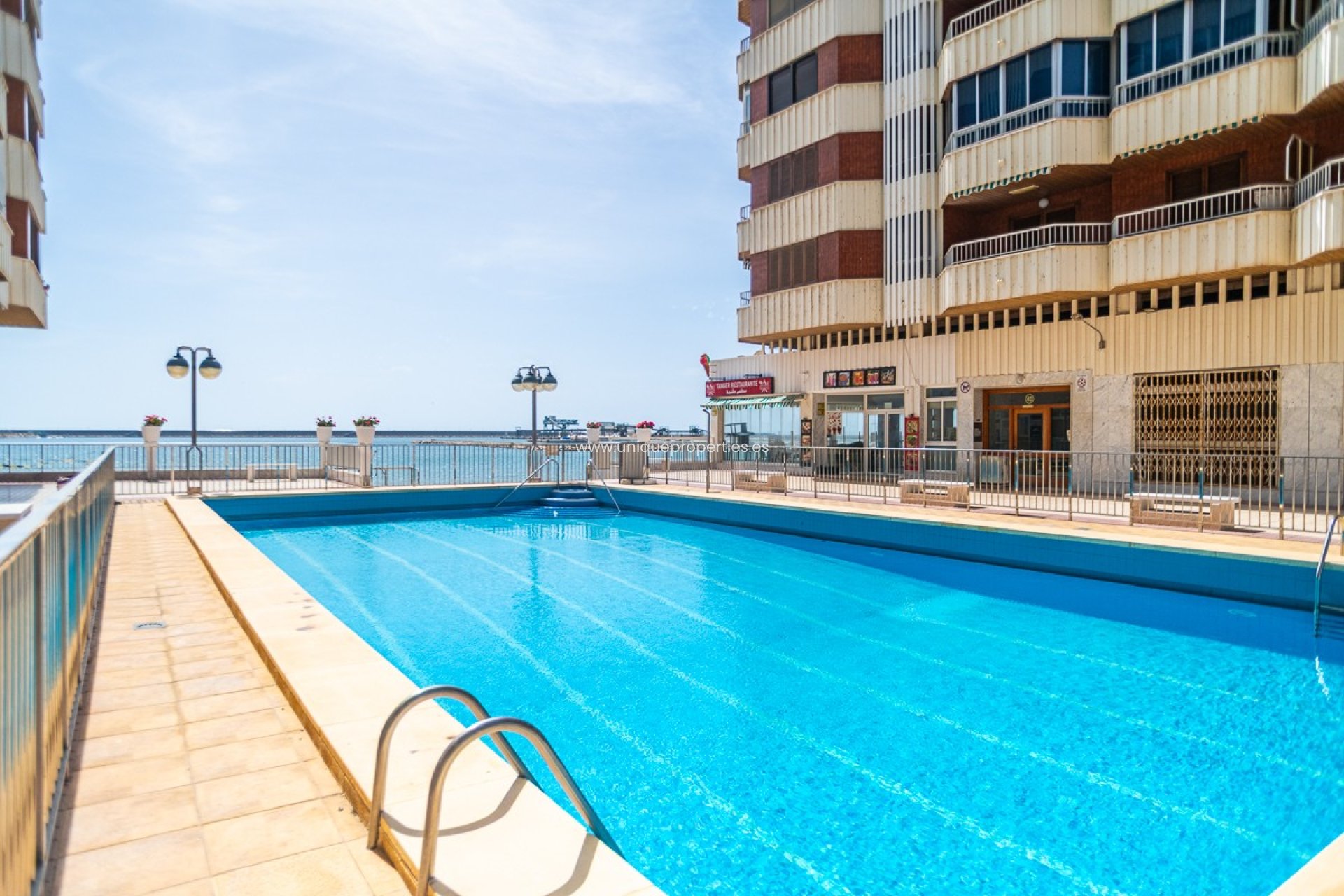 Herverkoop - Apartment -
Torrevieja - Acequion