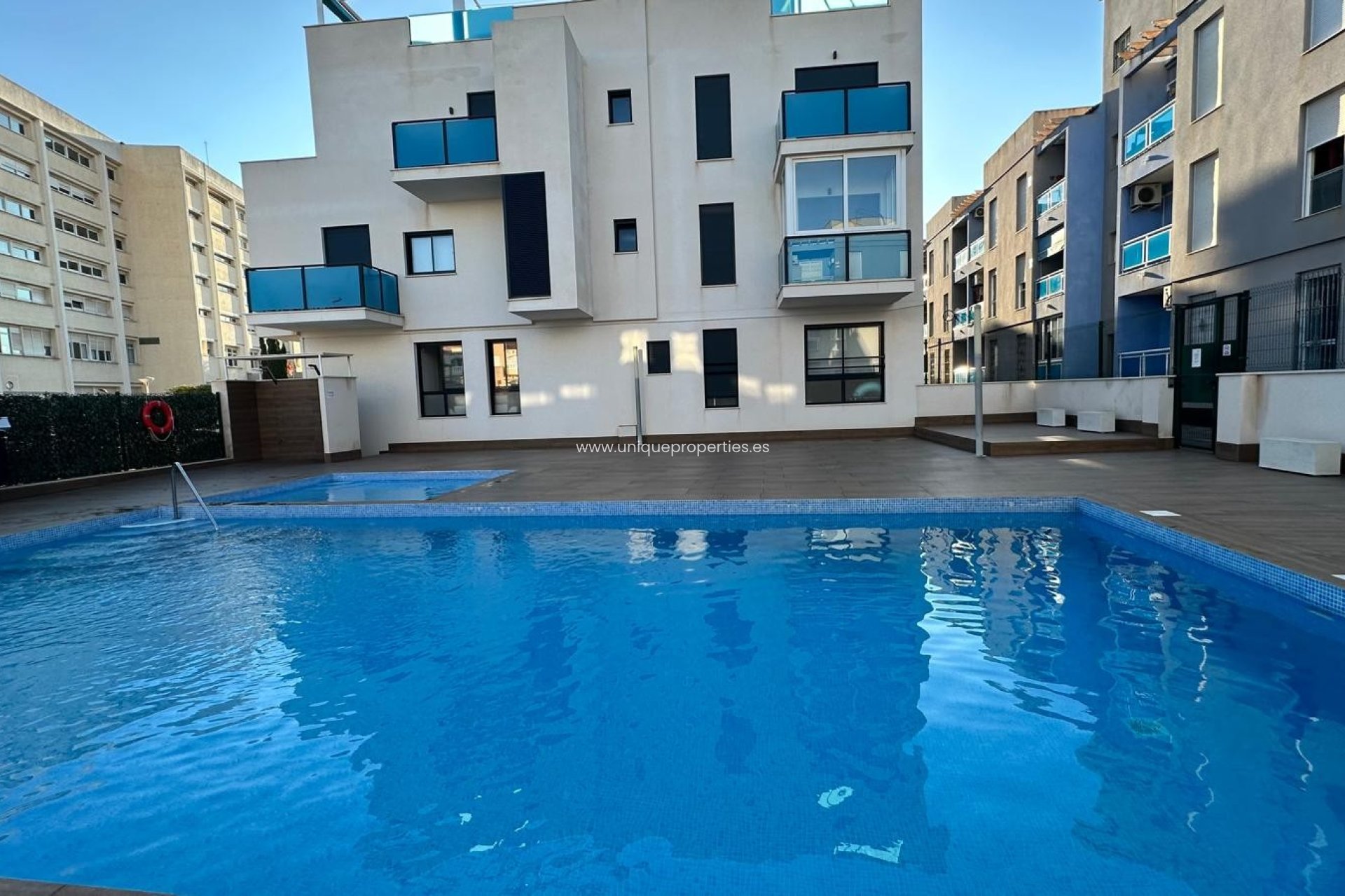 Herverkoop - Apartment -
Torrevieja - Calas Blancas
