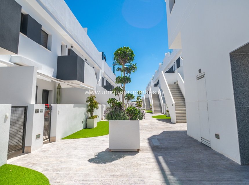Herverkoop - Apartment -
Torrevieja - LOS BALCONES - LOS ALTOS
