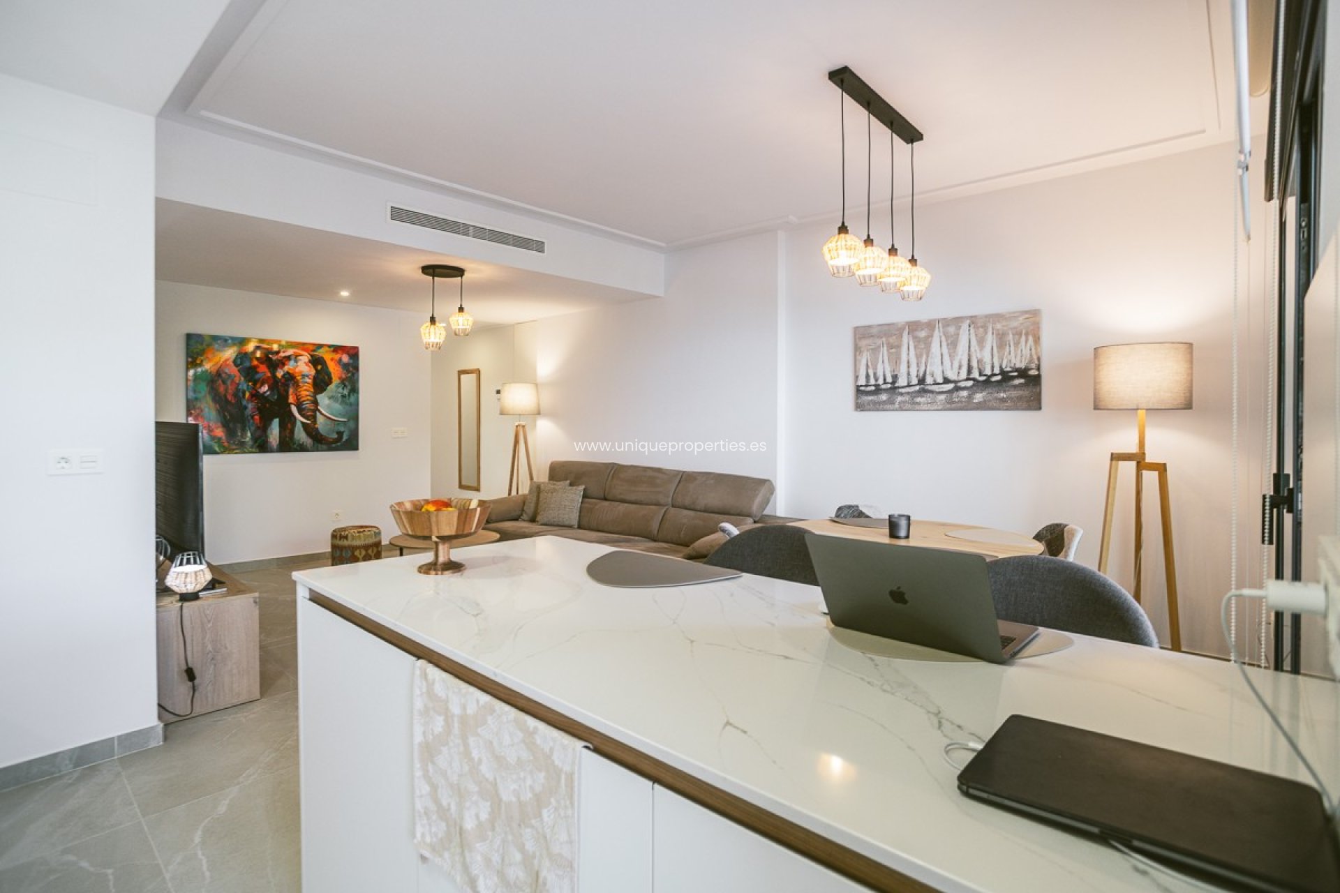 Herverkoop - Apartment -
Torrevieja - Playa del Cura