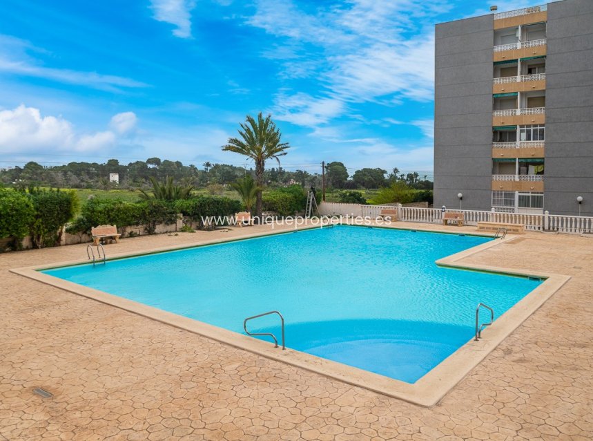 Herverkoop - Apartment -
Torrevieja - Punta Prima