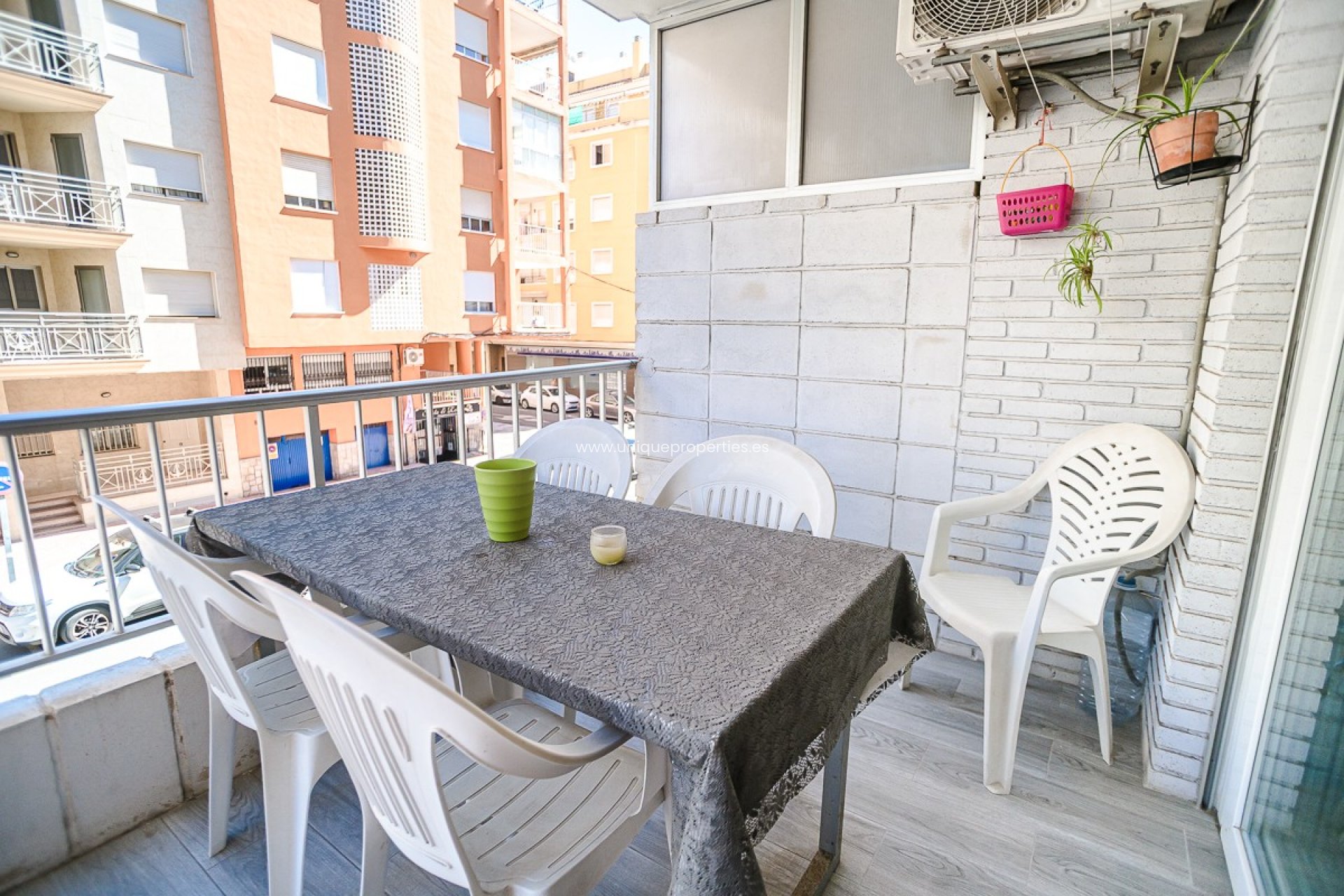 Herverkoop - Apartment -
Torrevieja