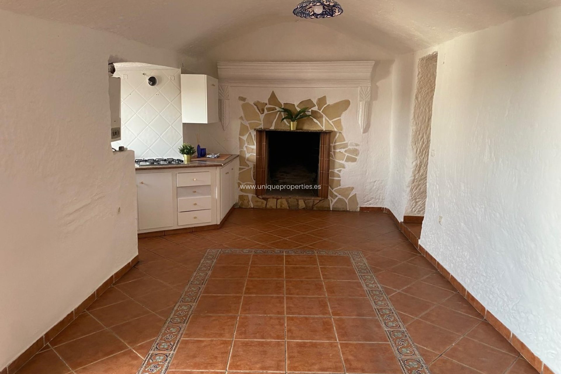 Herverkoop - Cave House -
Cortes de Baza