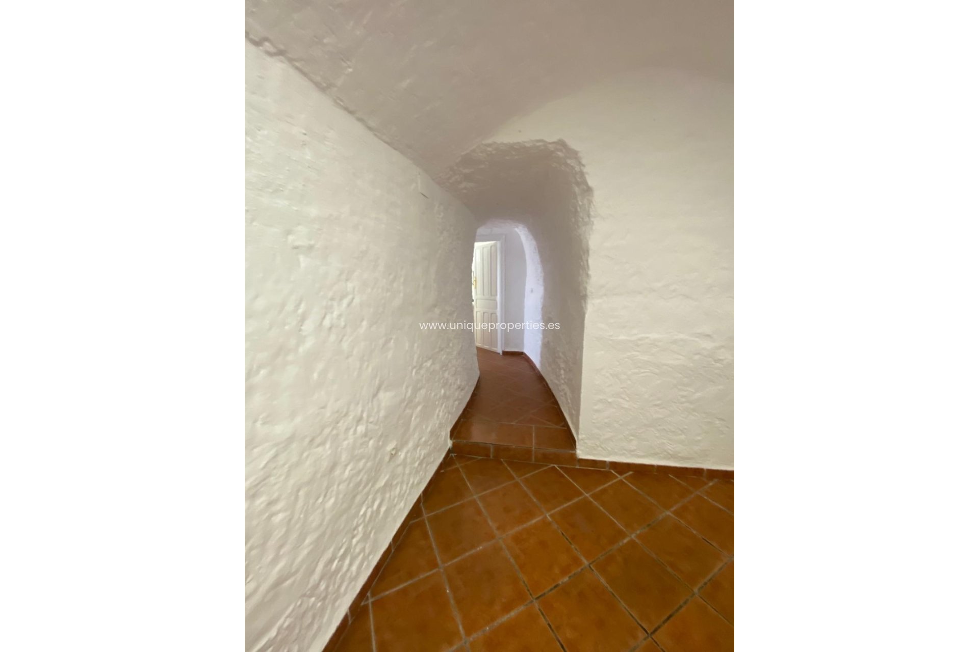 Herverkoop - Cave House -
Cortes de Baza