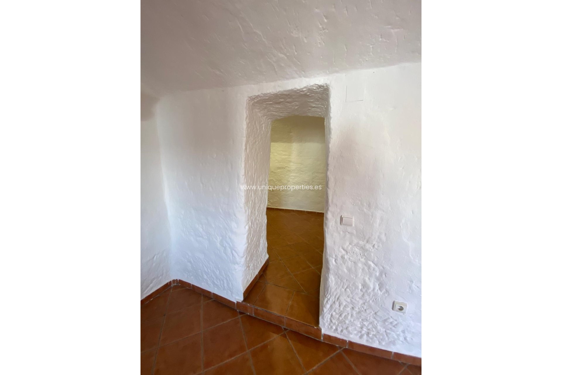 Herverkoop - Cave House -
Cortes de Baza