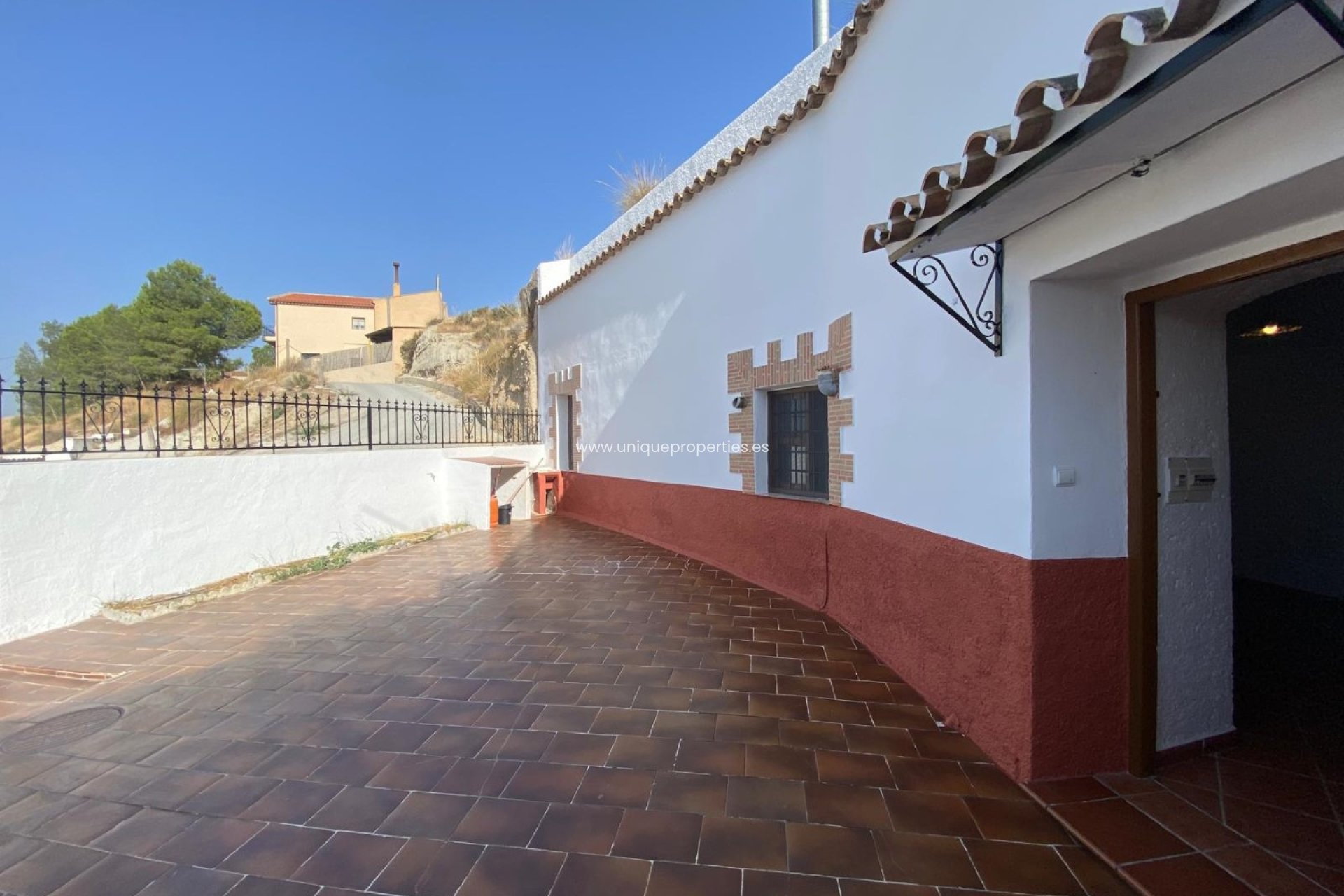 Herverkoop - Cave House -
Cortes de Baza