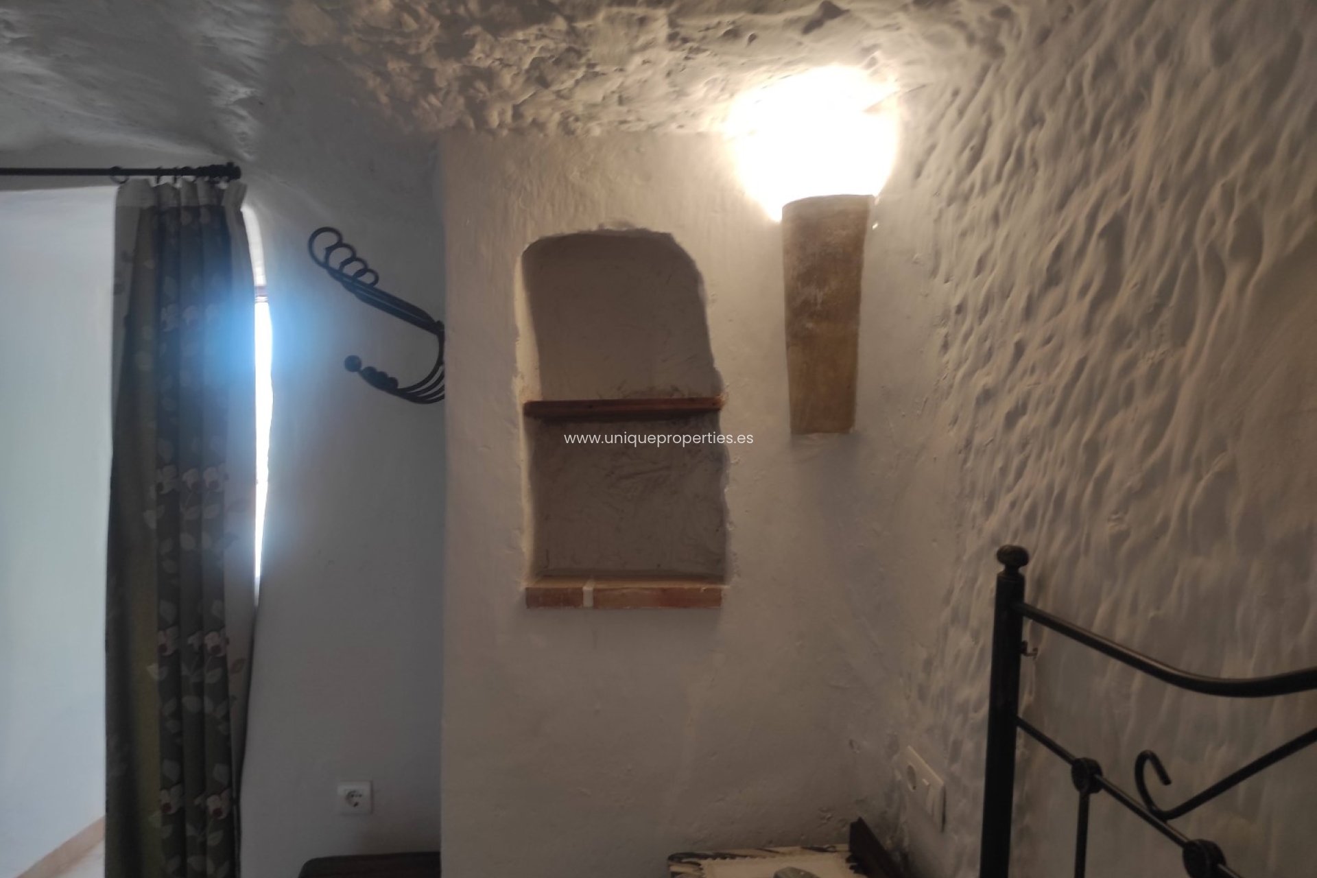 Herverkoop - Cave House -
Huescar