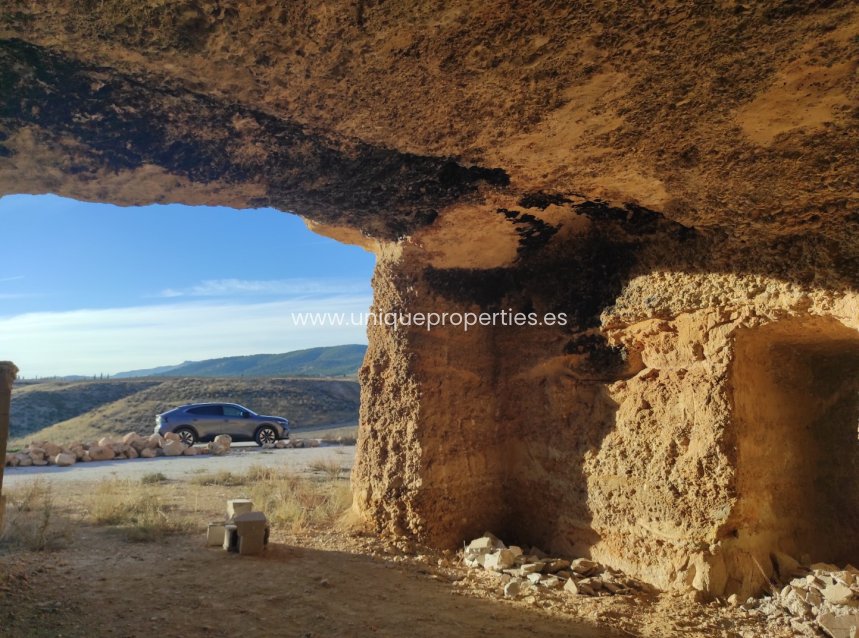 Herverkoop - Cave House -
Huescar