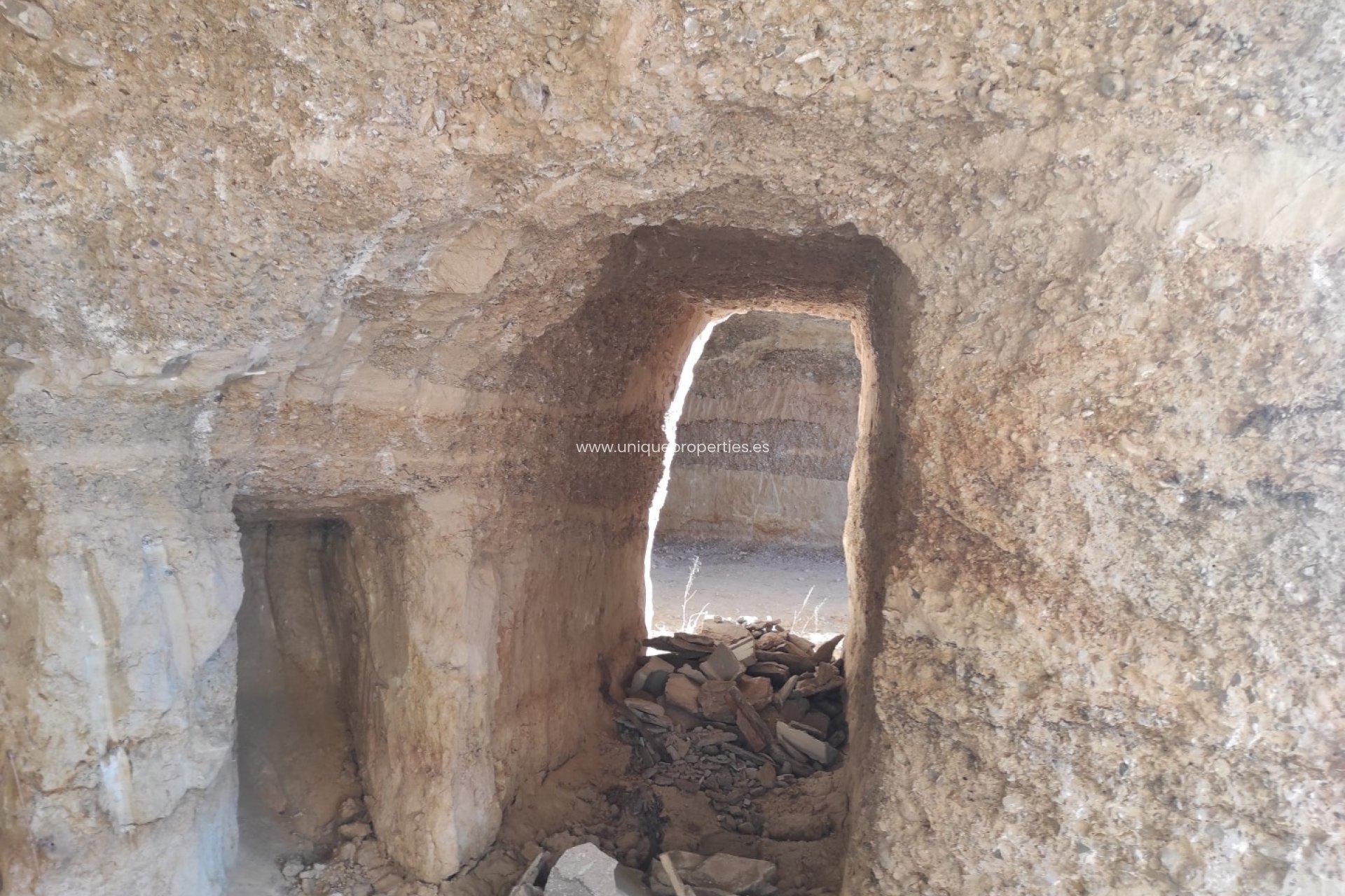 Herverkoop - Cave House -
Huescar