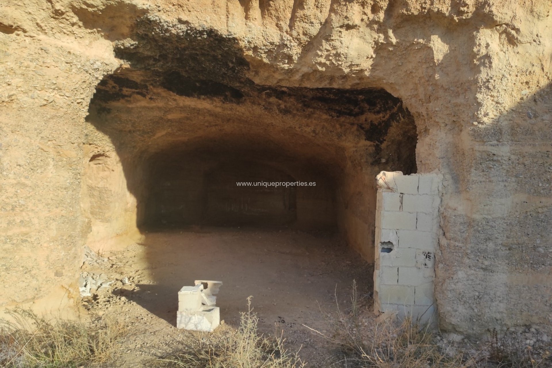 Herverkoop - Cave House -
Huescar