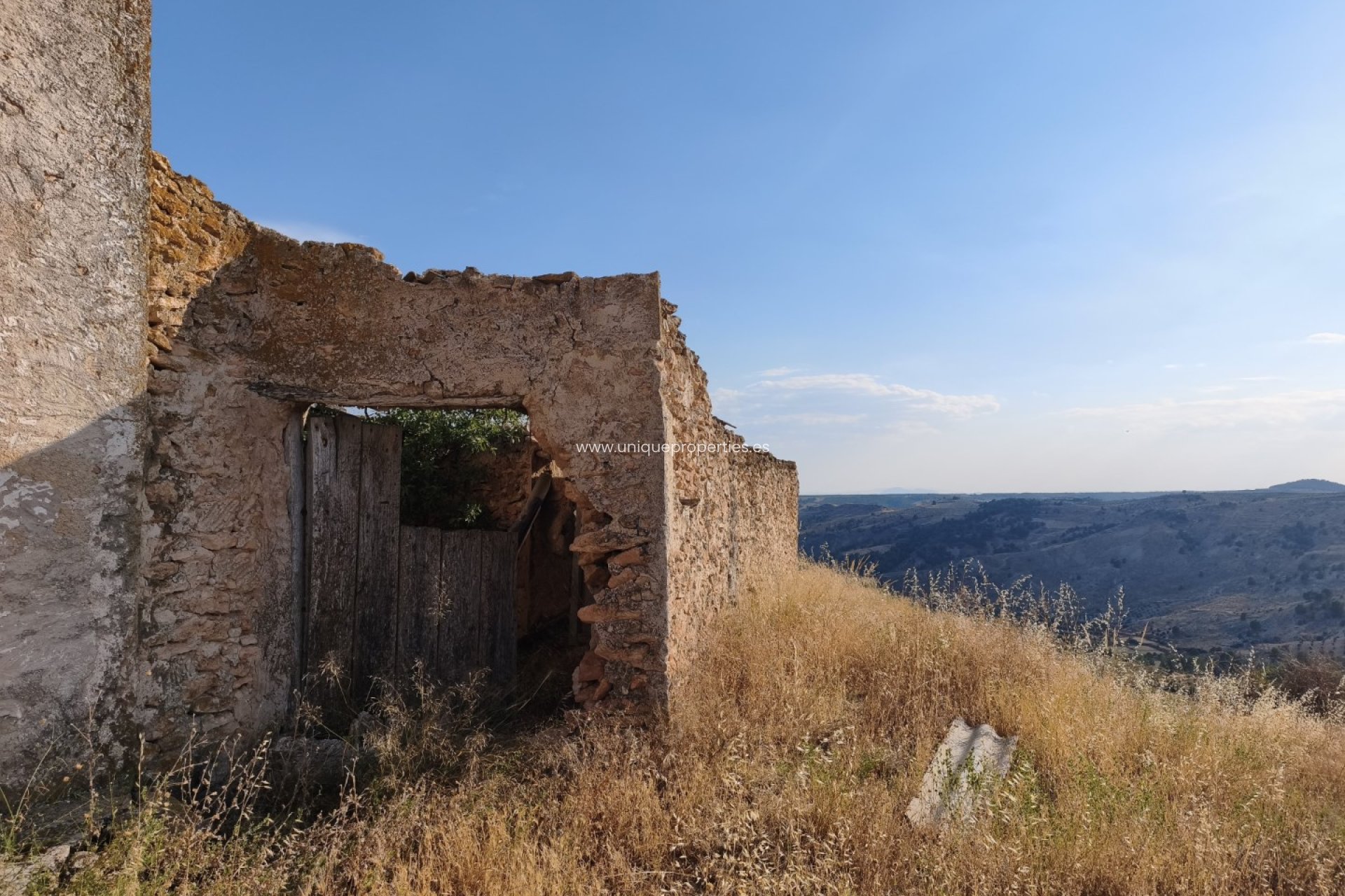Herverkoop - Cortijo -
Castril