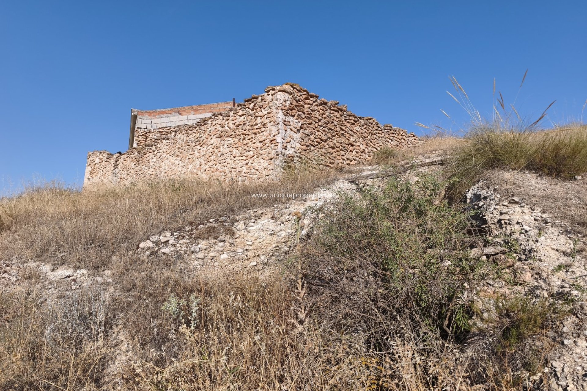 Herverkoop - Cortijo -
Castril