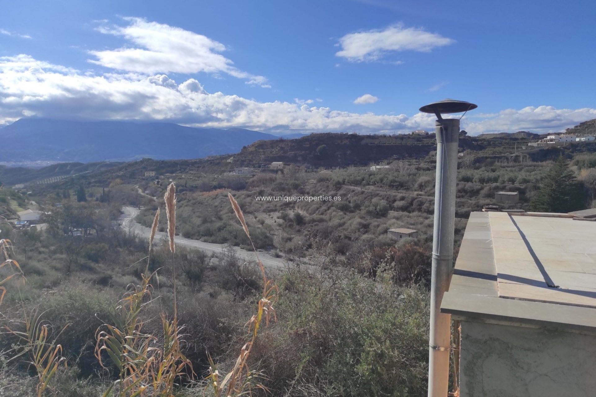 Herverkoop - Cortijo -
Lucar