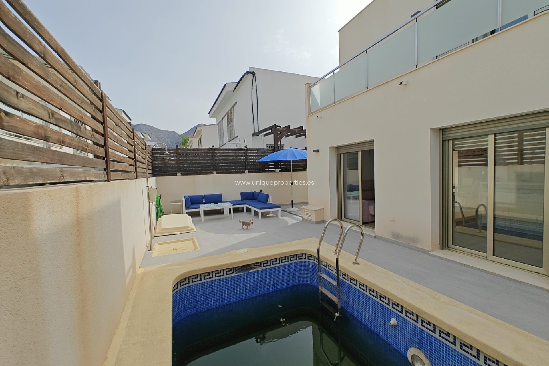 Herverkoop - House - Semi-Detached House -
Cox