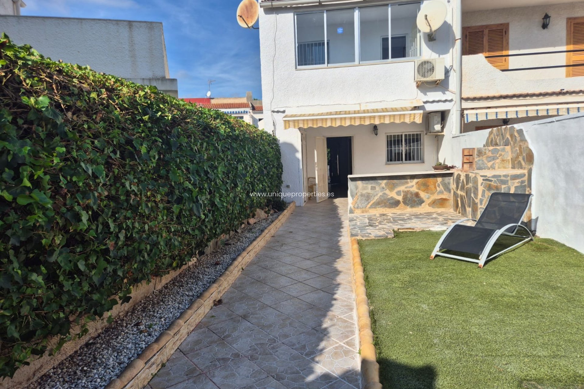 Herverkoop - House -
Torrevieja - LOS BALCONES - LOS ALTOS