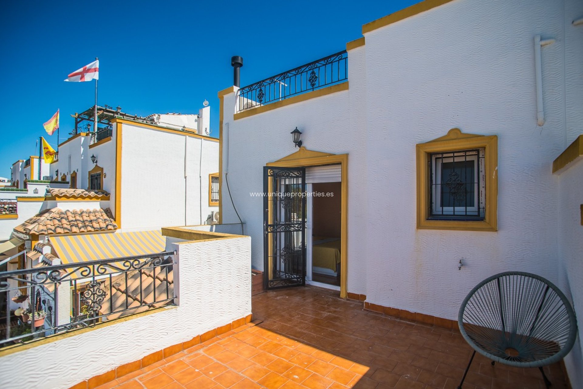 Herverkoop - House -
VISTABELLA GOLF - Entre Naranjos
