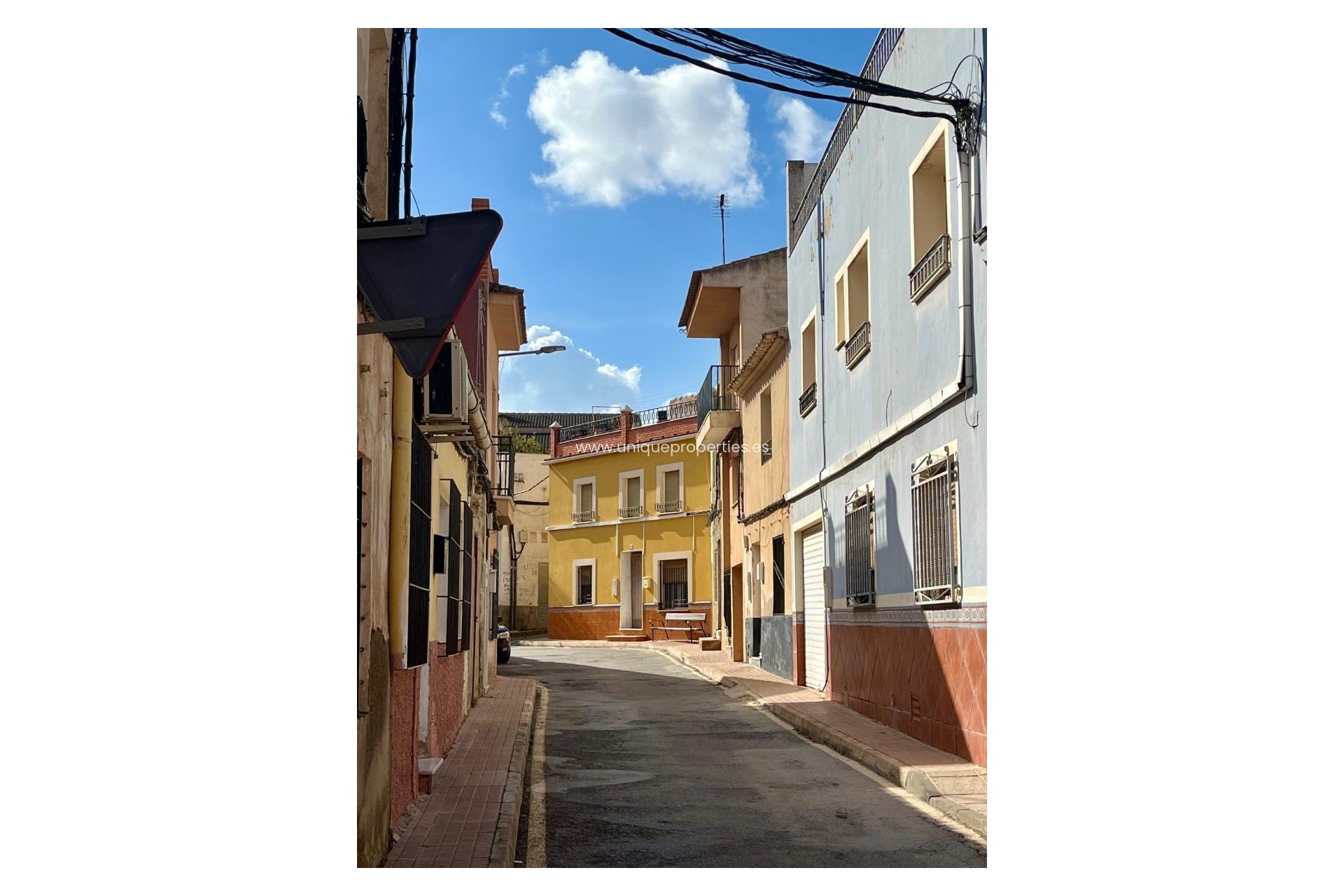 Herverkoop - Land -
Bullas - Costa Calida