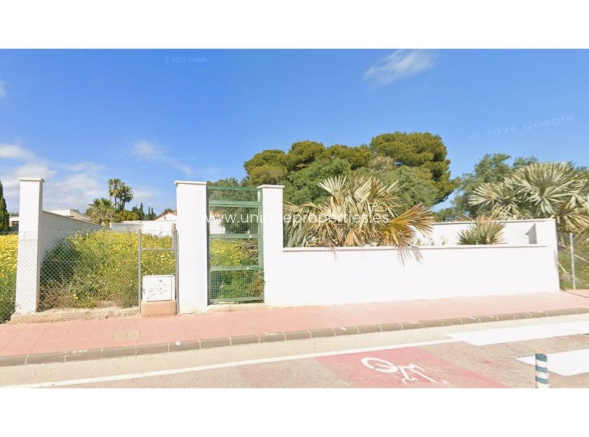 Herverkoop - Land -
Santiago de la Ribera - zona san blas