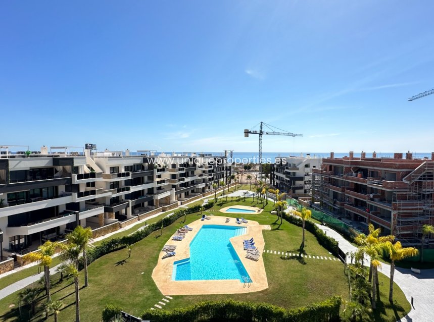 Herverkoop - Penthouse -
ORIHUELA COSTA - Playa Flamenca