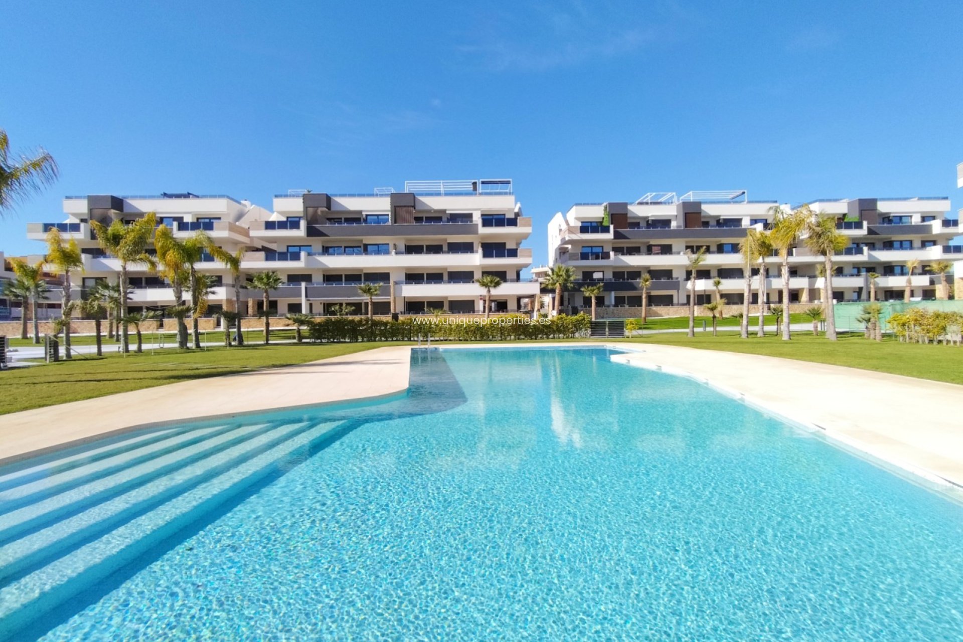 Herverkoop - Penthouse -
ORIHUELA COSTA - Playa Flamenca