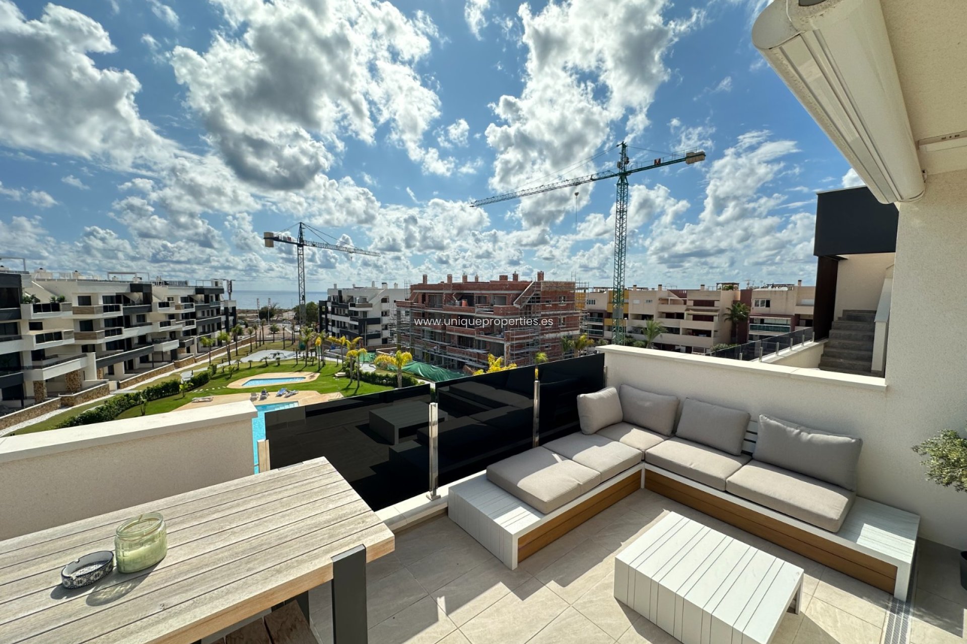 Herverkoop - Penthouse -
ORIHUELA COSTA - Playa Flamenca