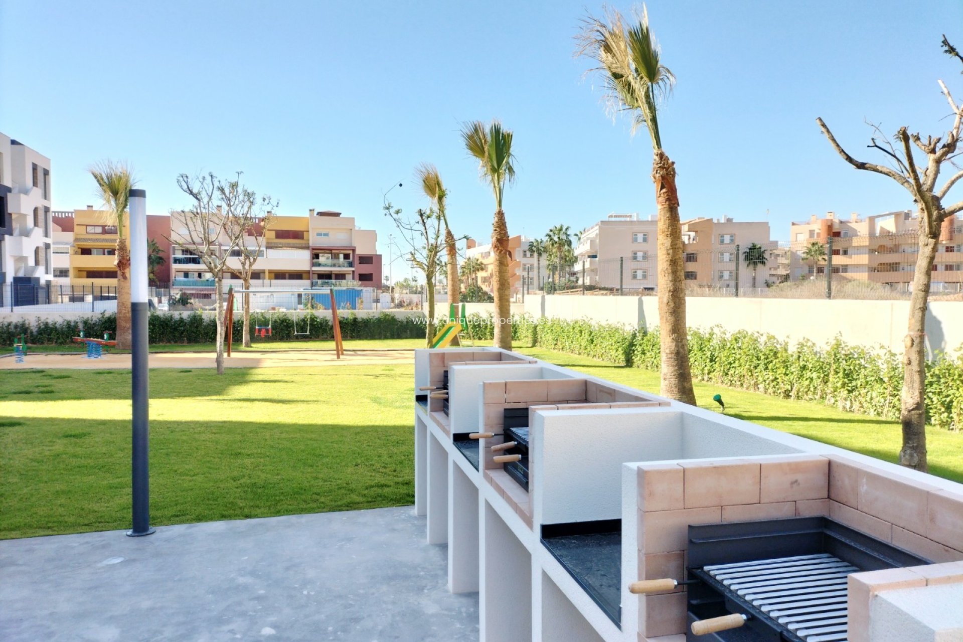 Herverkoop - Penthouse -
ORIHUELA COSTA - Playa Flamenca