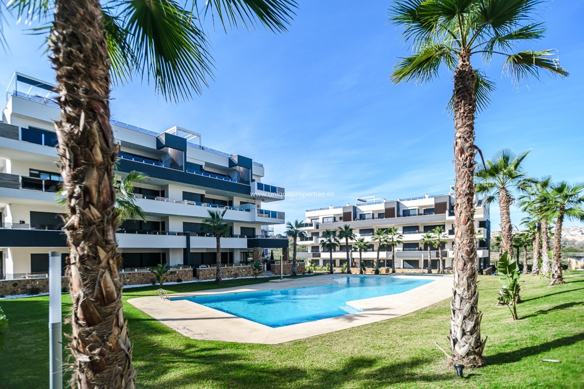 Herverkoop - Penthouse -
Orihuela Costa