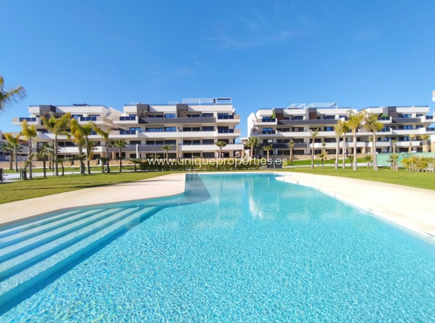 Herverkoop - Penthouse -
PLAYA FLAMENCA