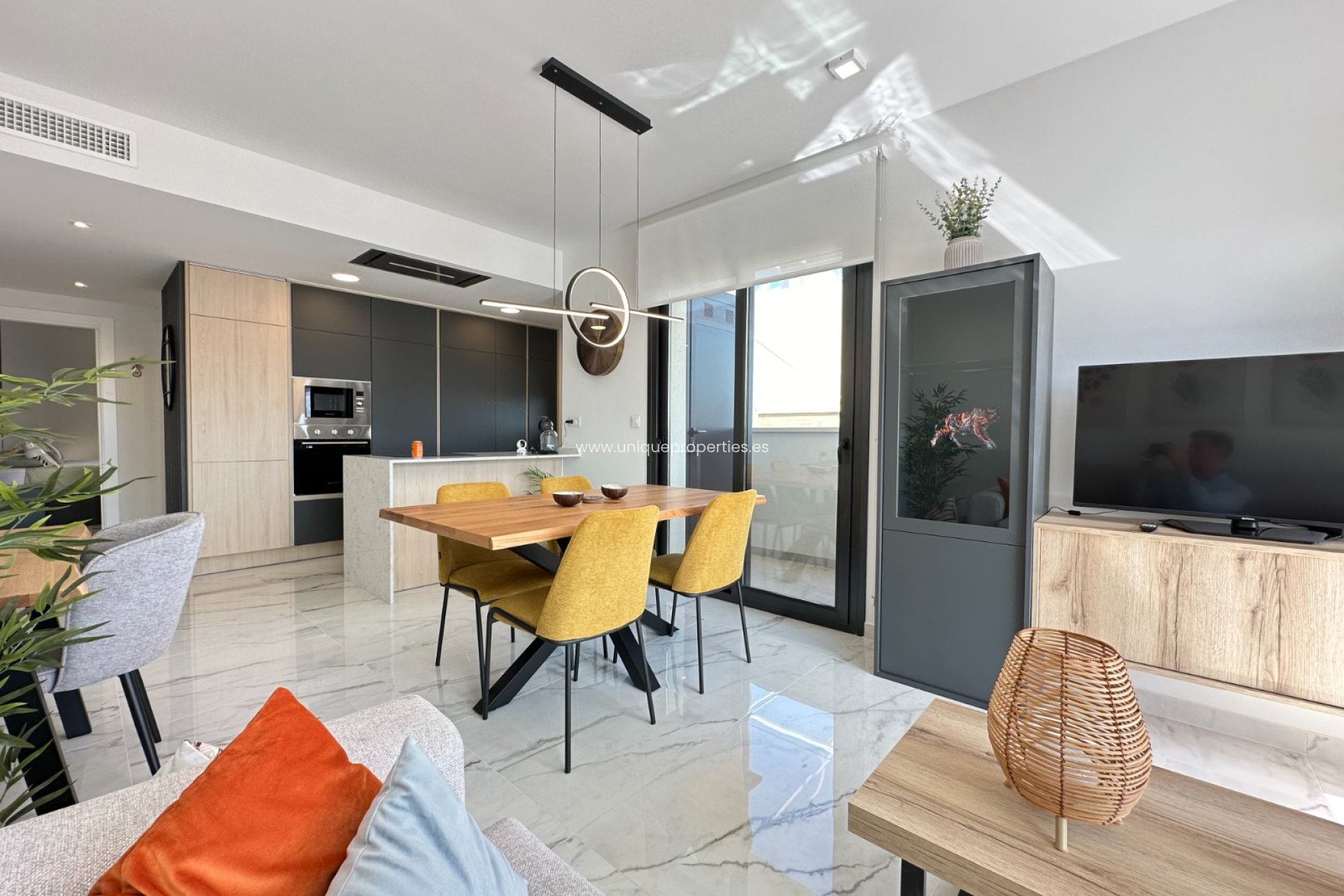 Herverkoop - Penthouse -
PLAYA FLAMENCA
