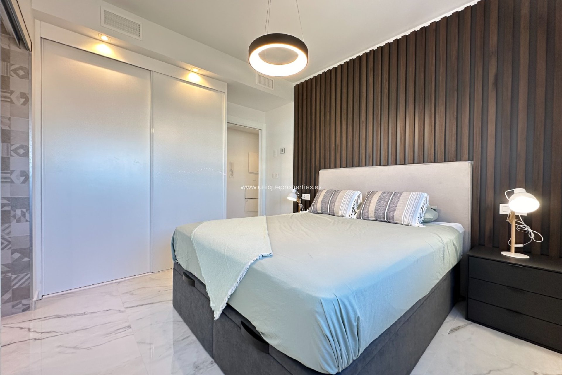 Herverkoop - Penthouse -
PLAYA FLAMENCA