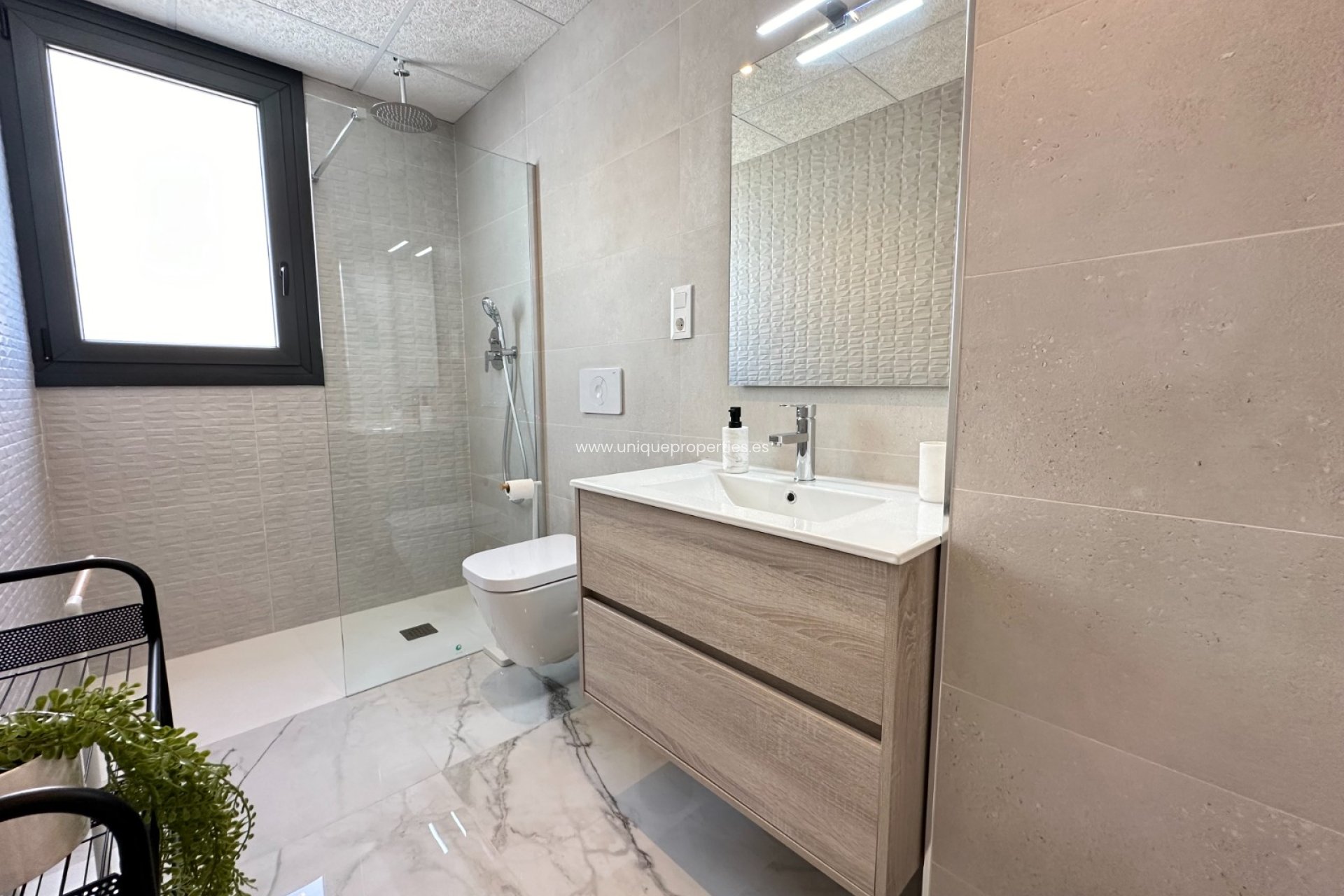 Herverkoop - Penthouse -
PLAYA FLAMENCA