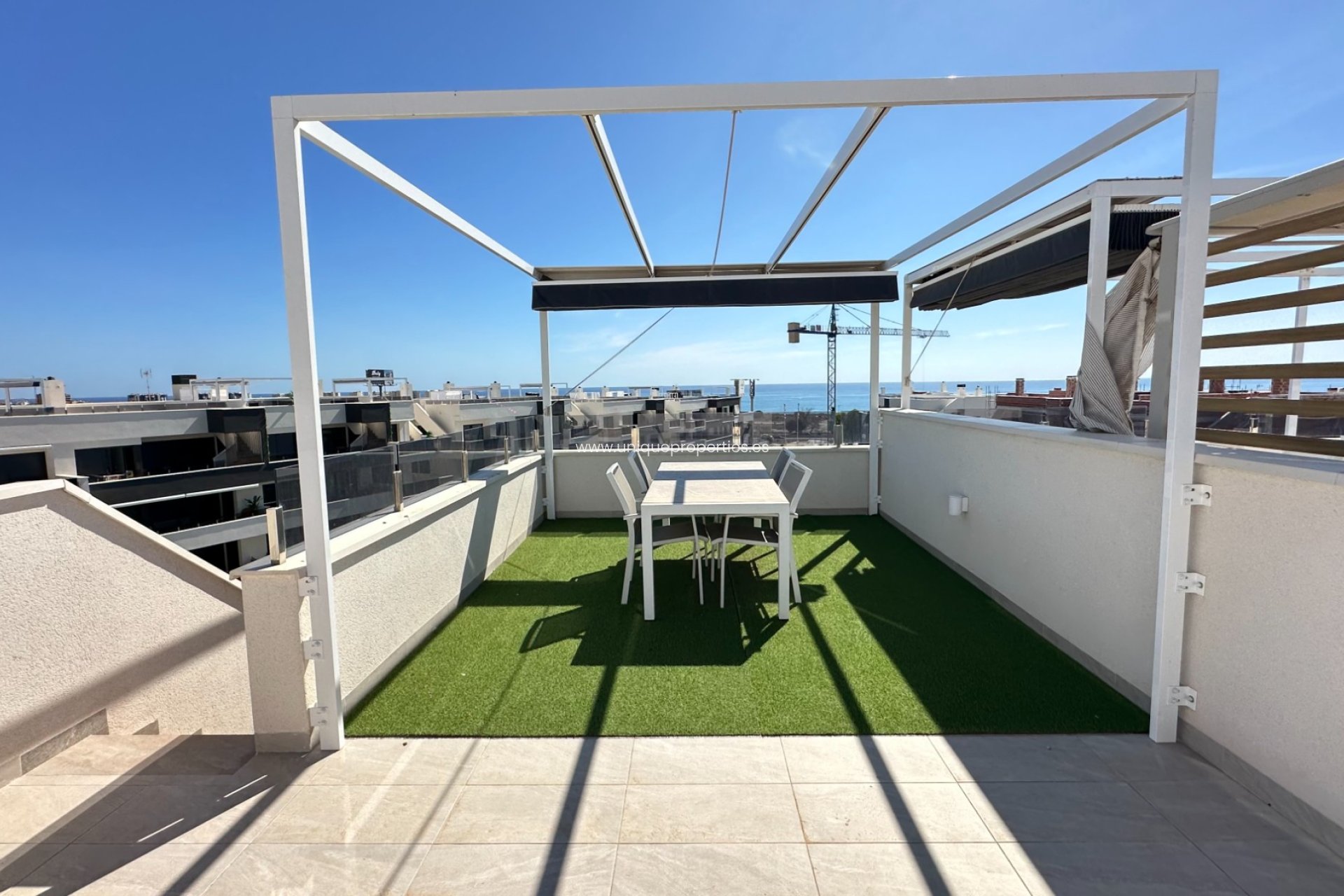 Herverkoop - Penthouse -
PLAYA FLAMENCA
