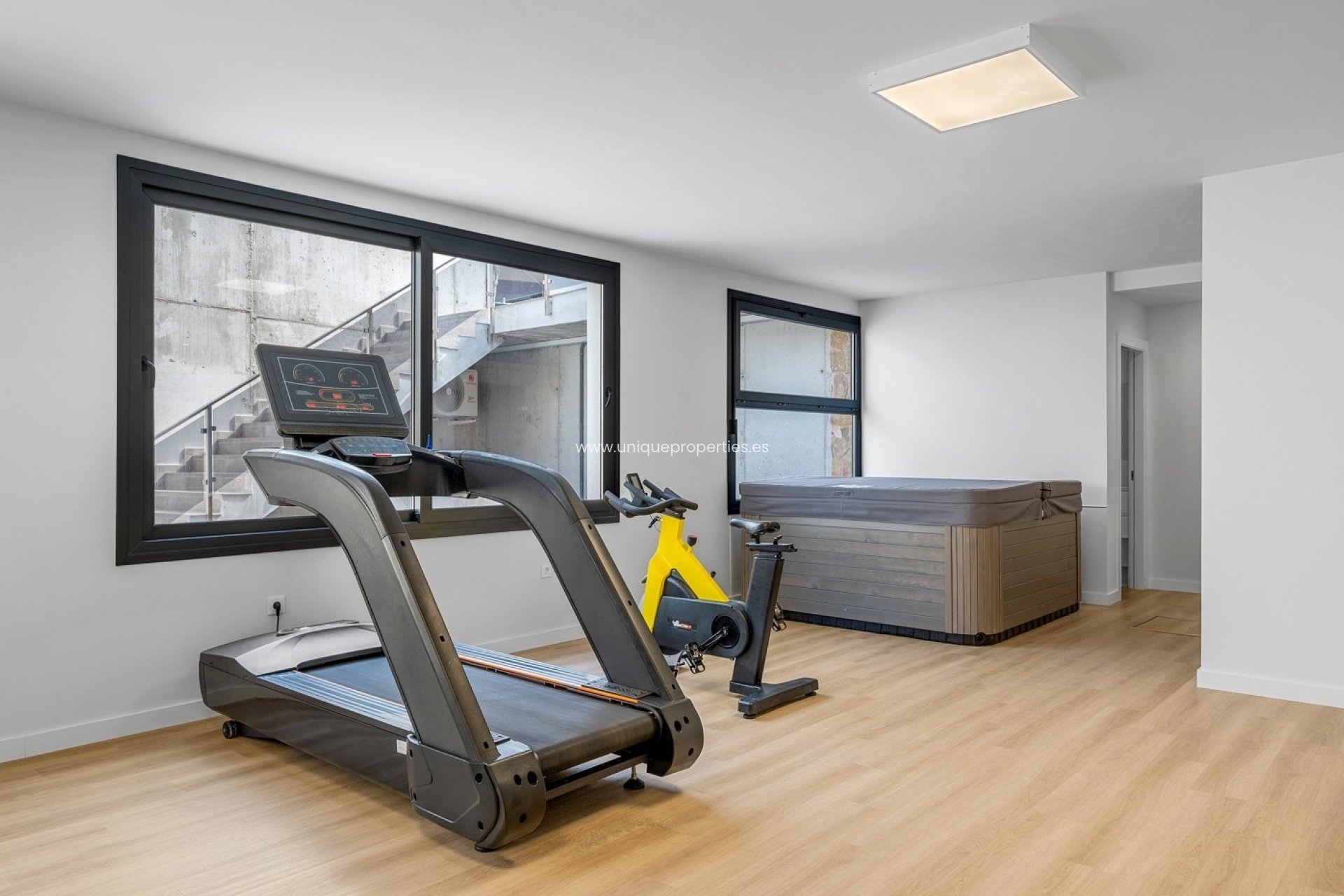 Herverkoop - Penthouse -
PLAYA FLAMENCA
